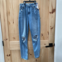 WOMENS AMERICAN EAGLE JEANS 0