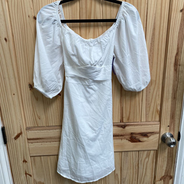 WOMENS WHITE CASUAL TOP/DRESS M