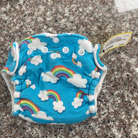 GIRLS PIDDLE PODDLES CLOTH DIAPER W/INSERT SKY BLUE W/RAINBOWS NEWBORN