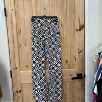 WOMENS WILD FABLE BLK/WHITE PANTS W/FLOWERS S