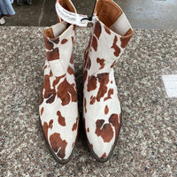 WOMENS ARIDER GIRL COW PRINT ANKLE BOOTS 10