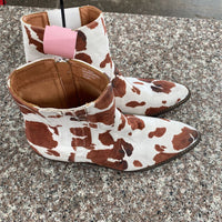 WOMENS ARIDER GIRL COW PRINT ANKLE BOOTS 10