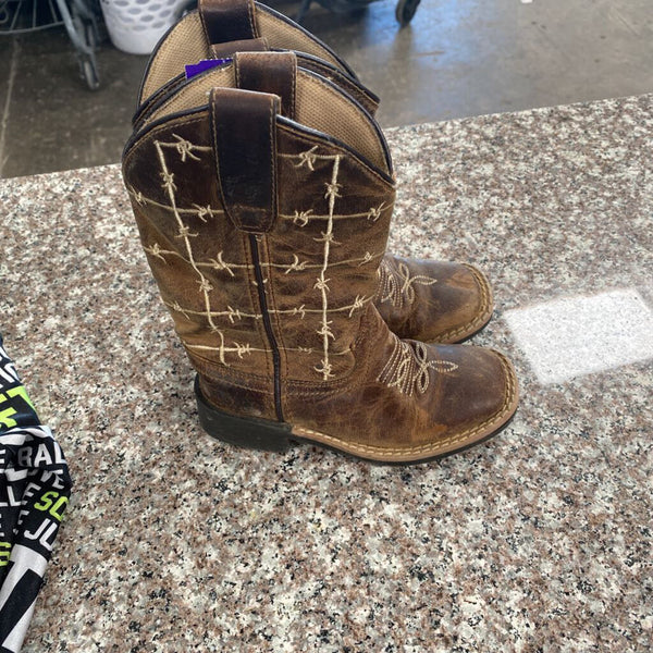 COWBOY LEGEND BROWN BOOTS W/BARBWIRE 9