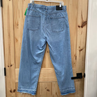 WOMENS DKNY LT DENIM DIST. JEANS 12