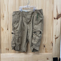 MENS OLD NAVY KHAKI SHORTS 33