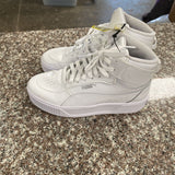 PUMA SHOES HIGH TOP WHITE 6.5 LIKE NEW