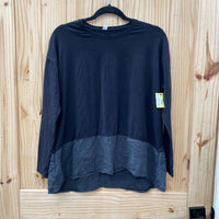 WOMENS LULULEMON LS BLK/GREY SHIRT 2