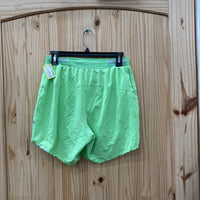 MENS LULULEMON BRIGHT GREEN SHORTS M