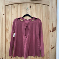 WOMENS LULULEMON DK MAUVE LS SHIRT M?