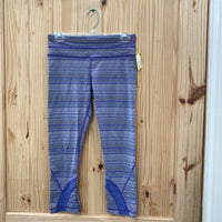 WOMENS LULULEMON PURPLE CAPRIS 6