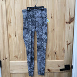 WOMENS LULULEMON BLK/WHITE LEGGINGS W/FLOWER DESIGN 2