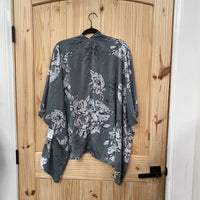 WOMENS MAURICES GREY FLORAL CARDIGAN ONE SIZE