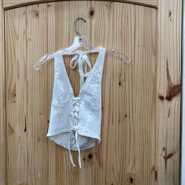 WOMENS SHEIN MOD WHITE HALTER TOP XS NWT