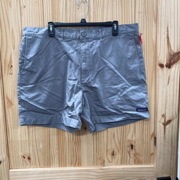 MENS PATAGONIA GREY SHORTS 38