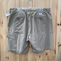 MENS VINEYARD VINES DK TAN SHORTS 38