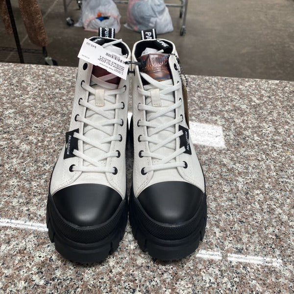 WOMENS PALLADIUM REVOLT HI TX STAR WHITE/BLK BOOTS 6