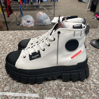WOMENS PALLADIUM REVOLT HI TX STAR WHITE/BLK BOOTS 10