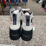 WOMENS PALLADIUM REVOLT HI TX STAR WHITE/BLK BOOTS 10