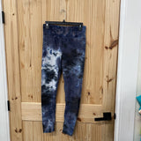 WOMENS NO BOUNDARIES RUCHED LEGGINGS BLUE/WHITE/BLK TYE DYE M