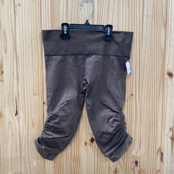WOMENS LULULEMON CHOCOLATE CAPRIS S?