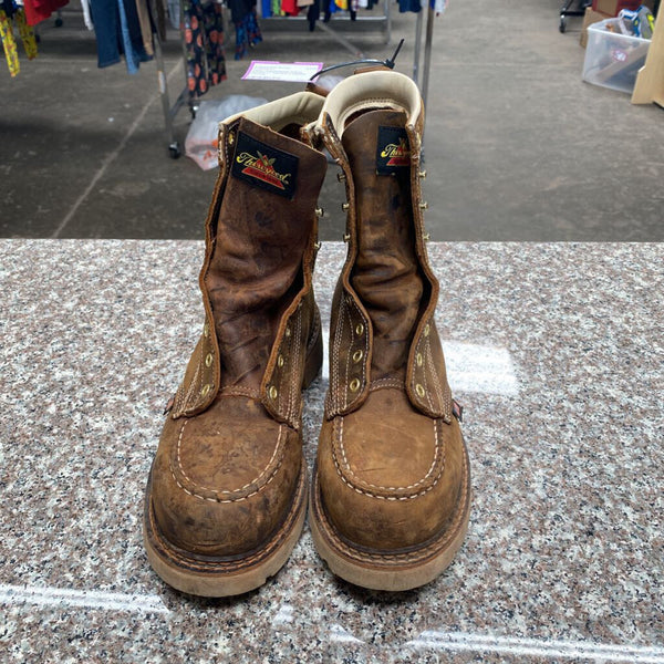 MENS THOROGOOD WROK BOOTS LT BROWN 9 (NEEDS LACES)
