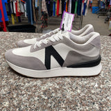 WOMENS NOVA SNEAKERS GREY/WHITE/BLK 10 NEW