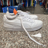 WOMENS PUMA WHITE SHOES 11