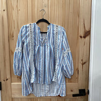 WOMENS CASUAL TOP SKY BLUE/WHITE/RED W/STARS S