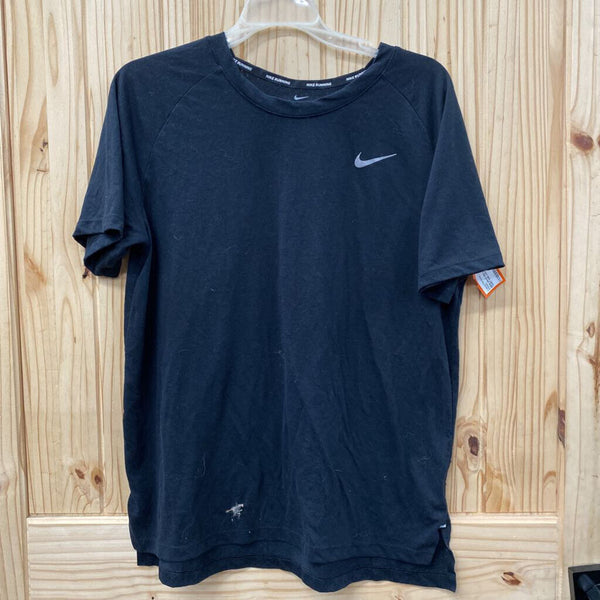 MENS DRI-FIT NIKE BLACK TSHIRT SIZE LARGE