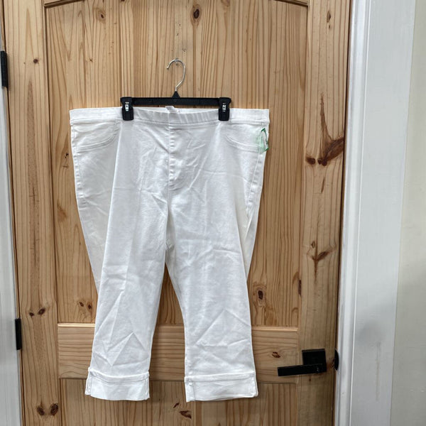 WOMENS JUST BE WHITE CAUSAL CAPRIS 3X