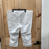 WOMENS JUST BE WHITE CAUSAL CAPRIS 3X