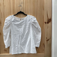 WOMENS A NEW DAY WHITE EYLET CASUAL TOP M