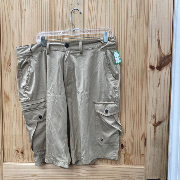 MENS DENALI TAN SHORTS 36