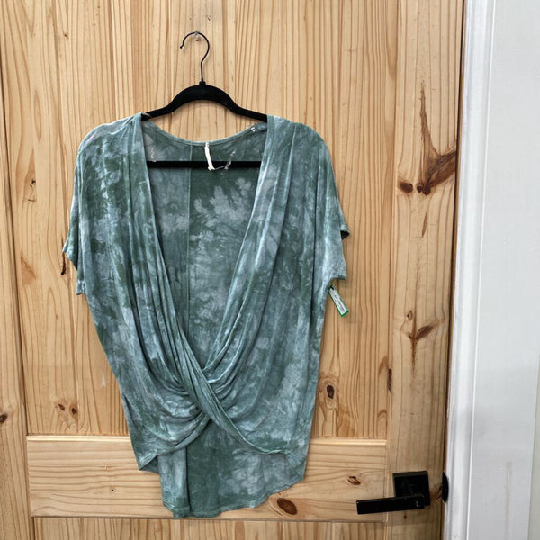 WOMENS MIKEY & JOEY GREEN CASUAL TOP M
