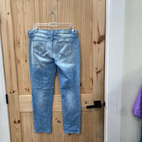 WOMENS KANCAN LT DENIM DIST. JEANS 29