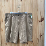 MENS UNDER ARMOUR TAN SHORTS 40