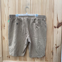 MENS UNDER ARMOUR TAN SHORTS 40