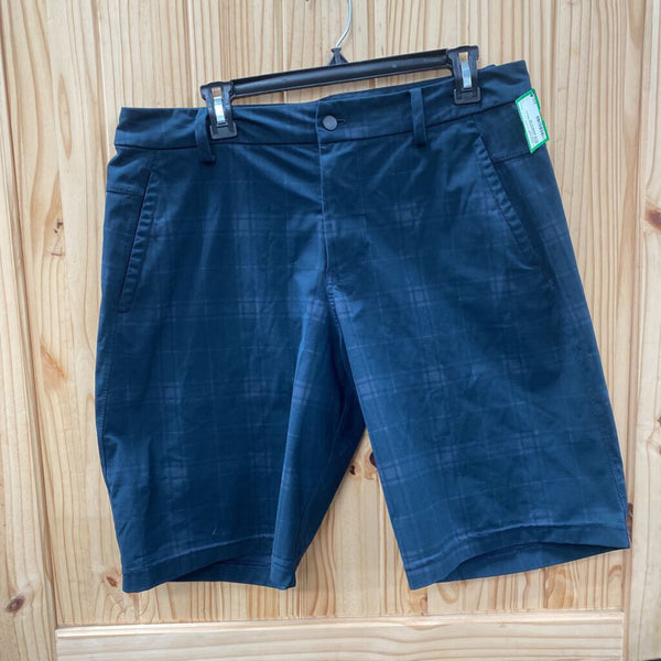 MENS LULULEMON NAVY BLUE SHORTS 36