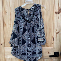 WOMENS ESTABLISHED 1946 BLOUSE SIZE LARGE