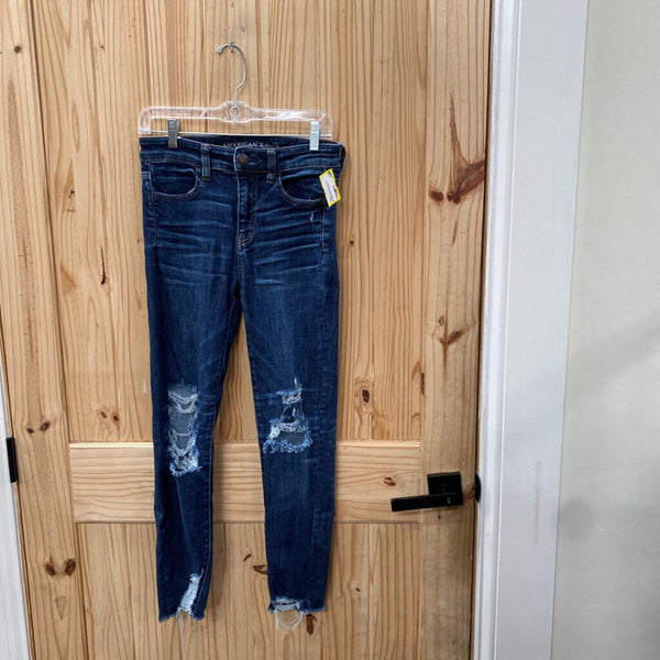 WOMENS AMERICAN EAGLE DK DENIM DIST. JEANS 4
