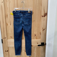 WOMENS AMERICAN EAGLE DK DENIM DIST. JEANS 4