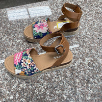 WOMENS SODA SANDALS FLORAL SANDALS 7.5