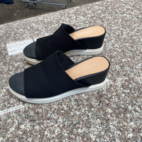 WOMENS ALEX MARIE BLK SANDALS 9