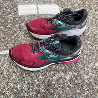 WOMENS BROOKS GREEN/GREY/DK PINK 5