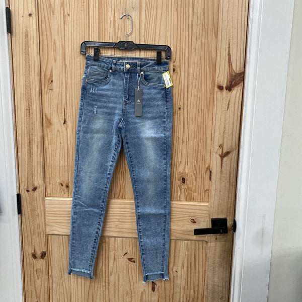 WOMENS TRACTR LT DENIM JEANS 2 NWT
