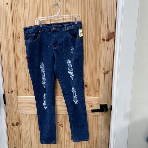 WOMENS DIAMANTE DK DENIM DIST. JEANS 14