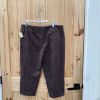 WOMENS AB STUDIO DK BROWN CAPRIS 12