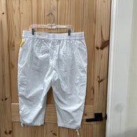 WOMENS CATO WHITE CAPRIS 18W NWT