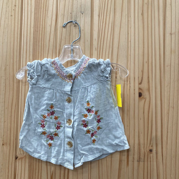 GIRLS DAISY FUENTES GREY SHIRT W/FLOWERS 3/6M