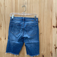 WOMENS TRACTR DENIM DIST. SHORTS 2 NWT